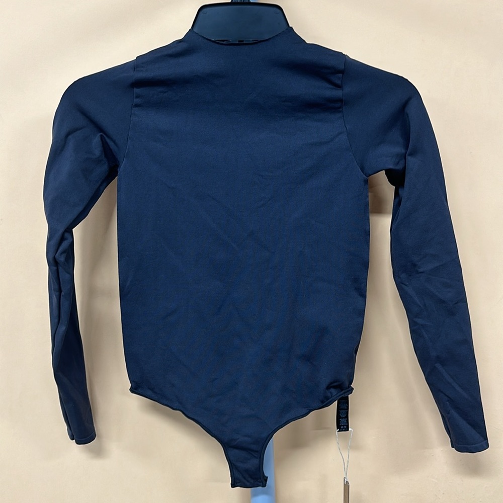 SKIMS essential bodysuit crew neck long sleeve - Picture 2 of 2